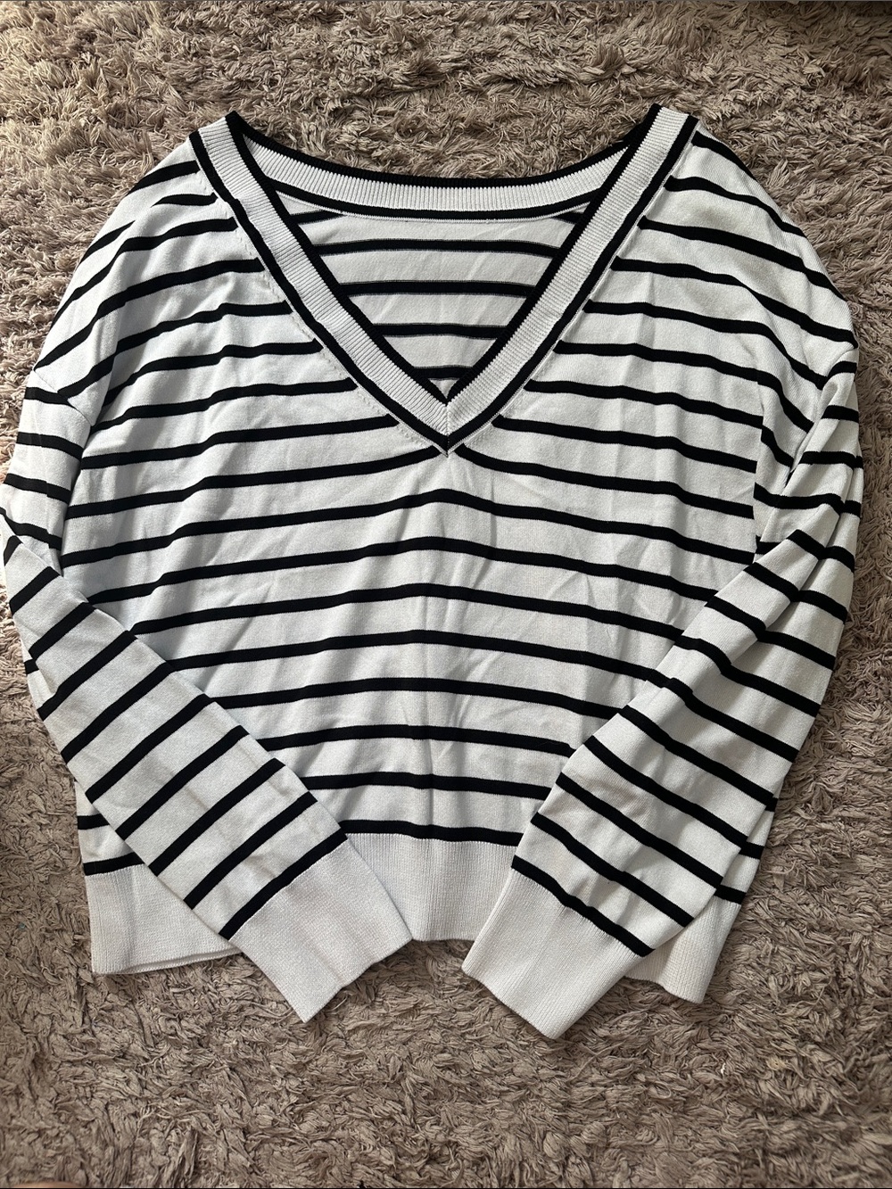 Express Women’s Reversible Black & White Striped V-Neck Sweater